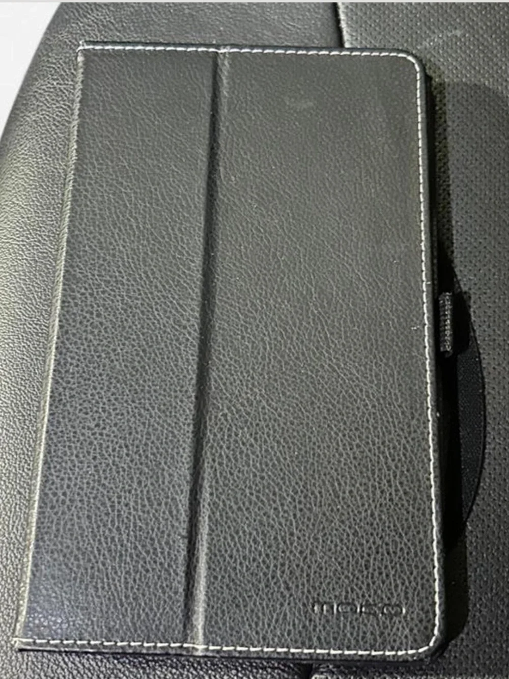 Amazon Fire‎ 7 Tablet Black 9th Generation Model M8S26G 7 inch Display C2 w/case